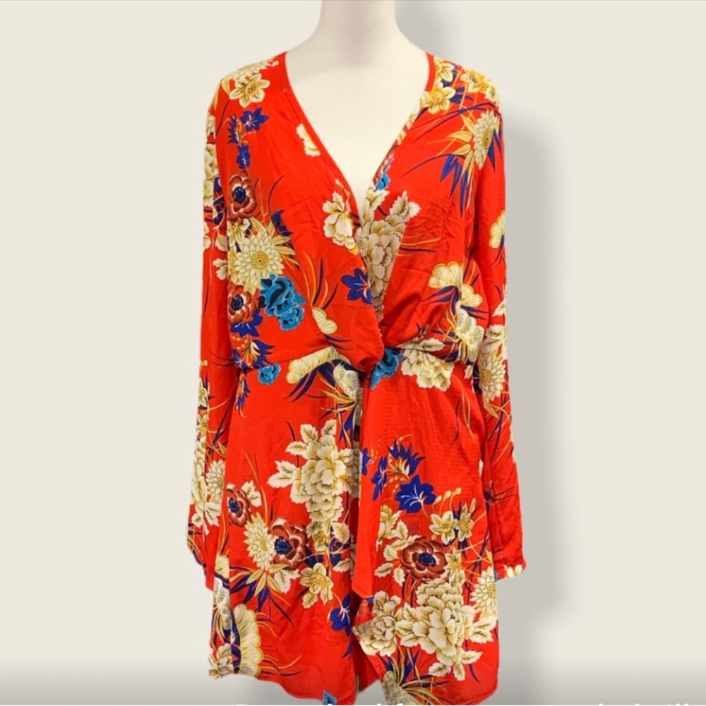 Pretty Little Thing dress 👗